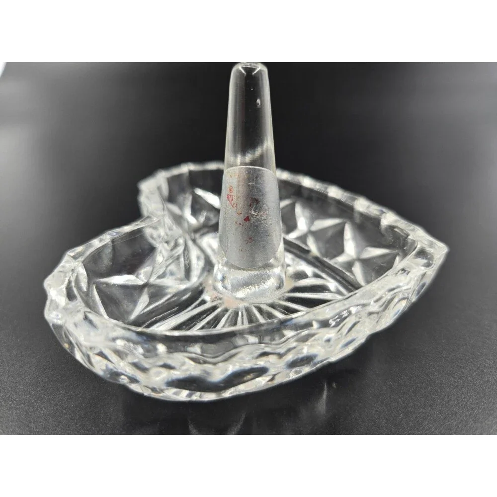 Lead Crystal Heart Shaped Ring Holder Unknown Clear Diamond Pattern 2 1/2